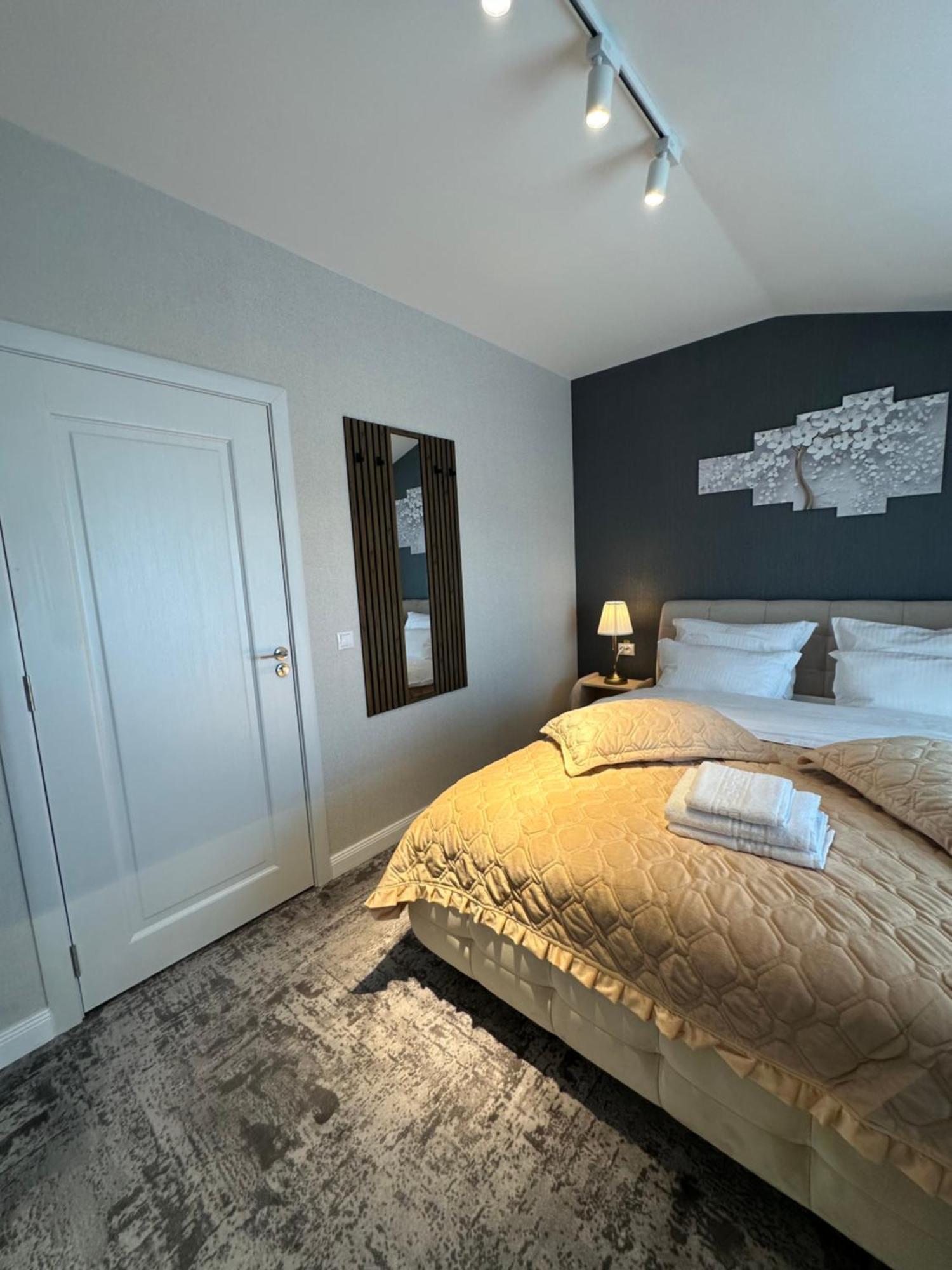 Complex Rediu 54 Luxury Apartaments Яссы Экстерьер фото
